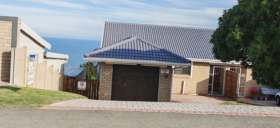 3 Bedroom Property for Sale in Dana Bay Western Cape